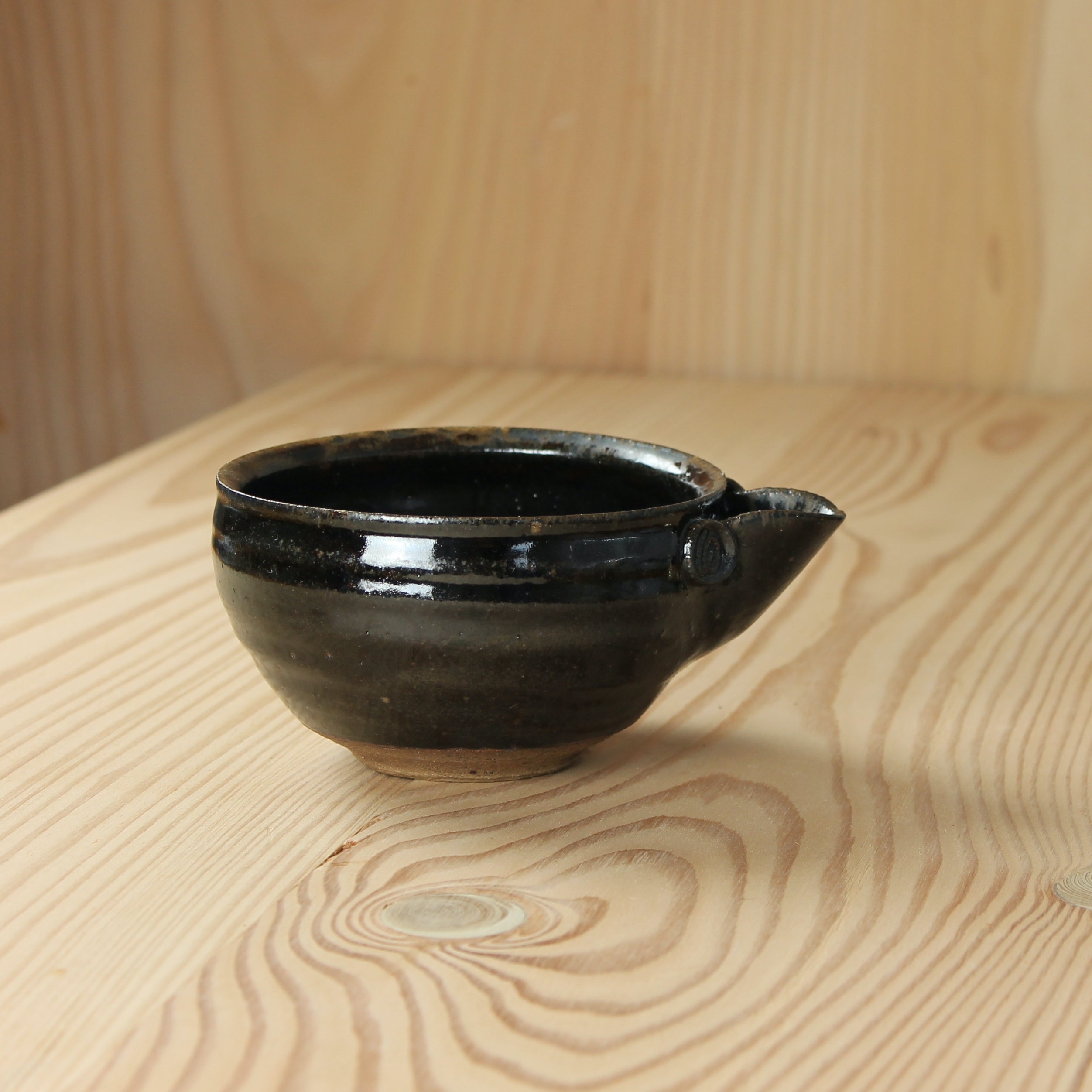 William Winslow pouring chawan nr.4