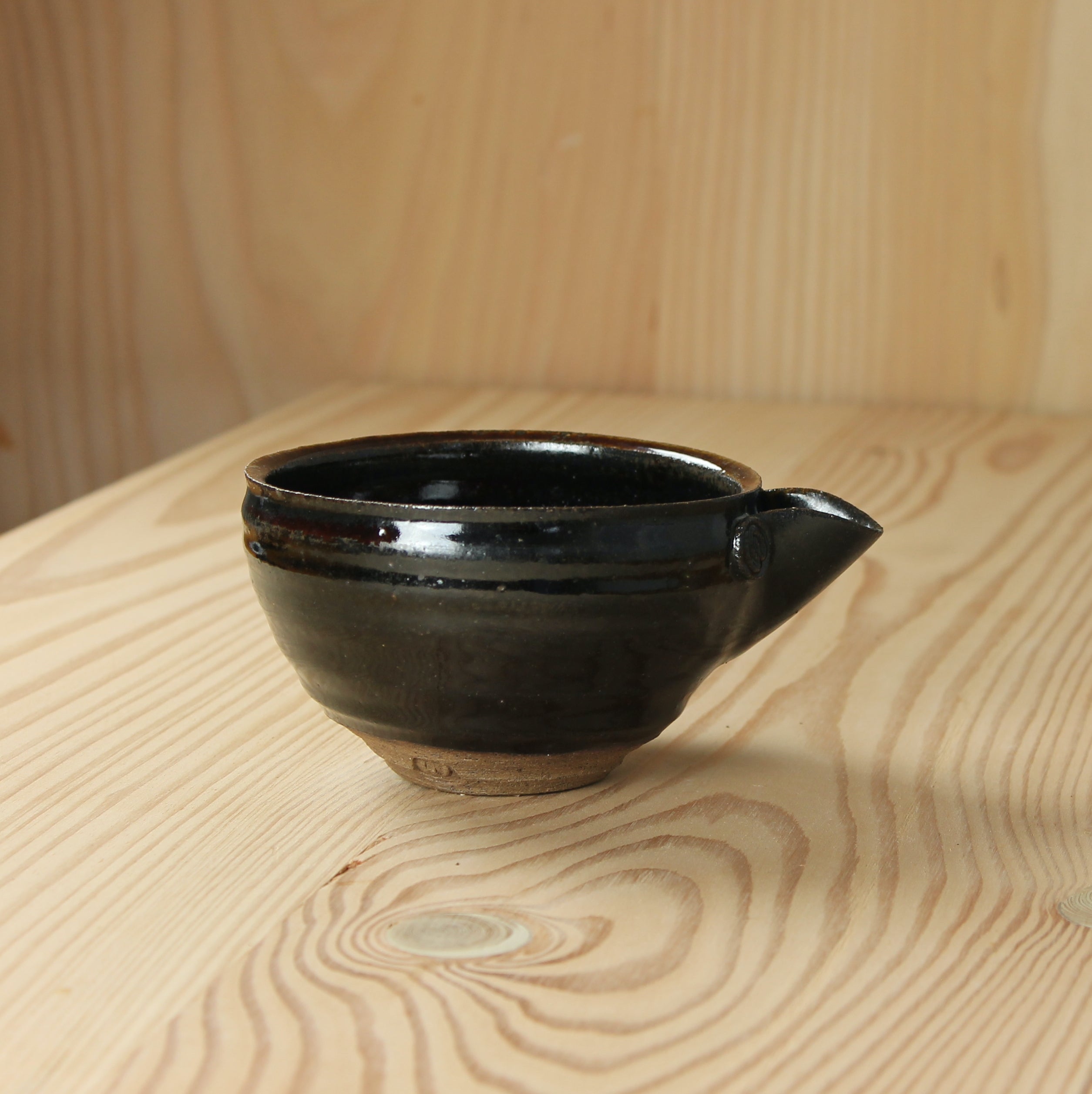 William Winslow pouring chawan nr.8