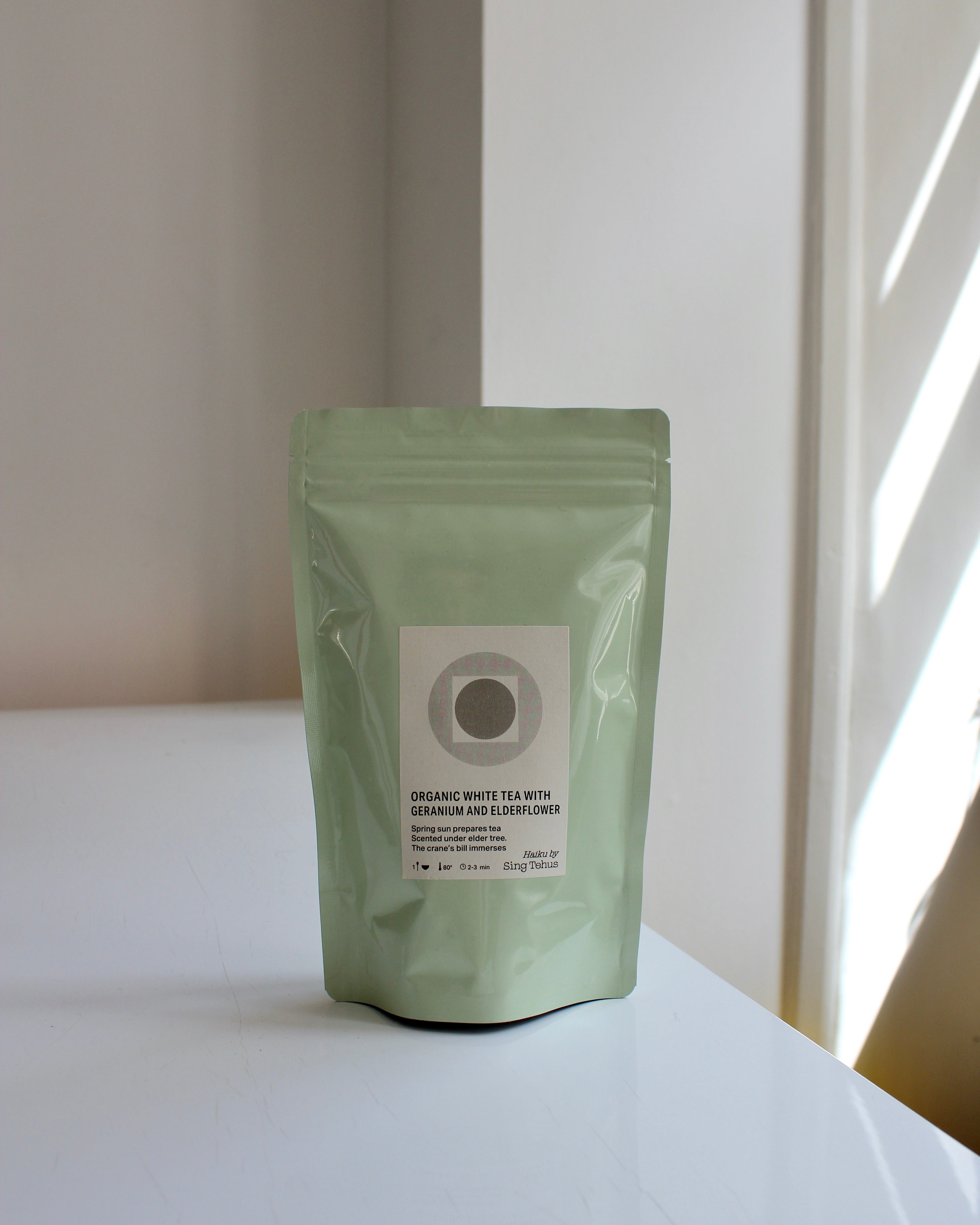 Organic White tea with geranium and elderflower